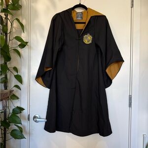 Warner Bros. Harry Potter Kids Robe in Black and Gold